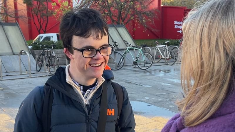 Young actor with Down syndrome urges people to vote